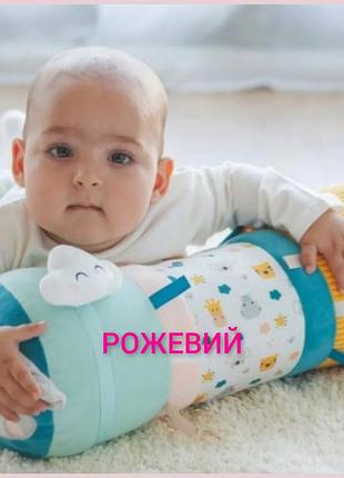 Развивающий валик для малышей бренда mamia с мягкой велюровой обивкой с ярким принтом кактусов