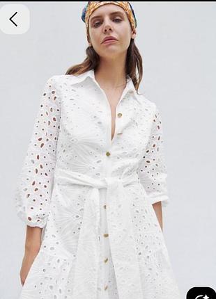 Белое платье-рубашка из прошвы от zara с поясом s