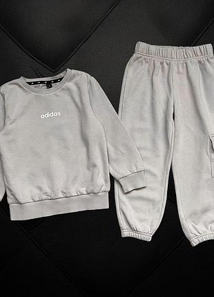 Оригінальний костюм adidas jn8002 на 3/4 роки