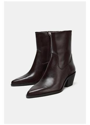 Жіночі шкіряні черевики ковбойки zara, бордового кольору, 36 розмір