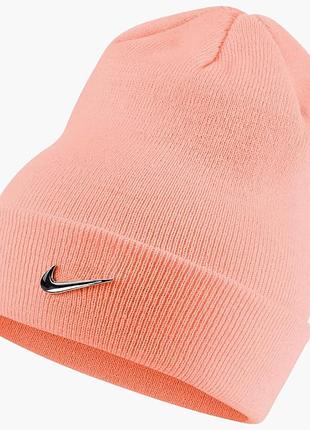 Стильная брендовая шапка-бини nike metal swoosh в нежном персиковом оттенке! 🍑✨
