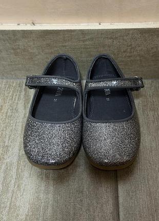 Zara туфельки для дівчинки, розмір 21