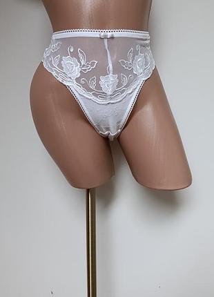 Батальные трусики слипы с вышивкой.20р.