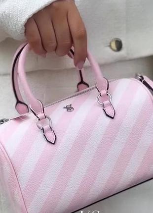 Сумка victoria's secret кросбоді victoria's secret 
косметичка victoria's secret