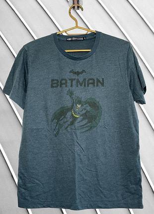 Чоловіча футболка uniqlo warner bros batman s 44 46 юнікло варнер брос футболка з бетменом принт бавовна 46