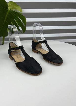 Жіночі шкіряні балетки clarks