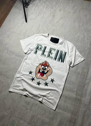Футболка philipp plein  размер-с-м состояние идеальное  замеры  длина-70 груди-49 длина рукава от плеча-19  цена-400грн