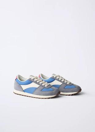 Дитячі кросівки zara