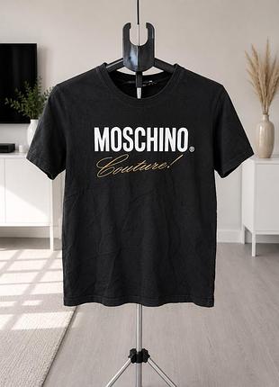 Стильна  футболка moschino з великим фірмовим написом moschino® та золотистим написом couture!