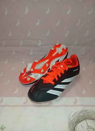Бутси adidas predator.              .