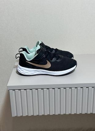 Кросівки nike  •розмір 34(22 см за власними замірами)