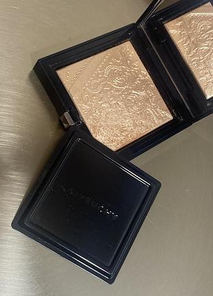 Givenchy хайлайтер ліміт серія б/у оригінал 02 shimmery gold