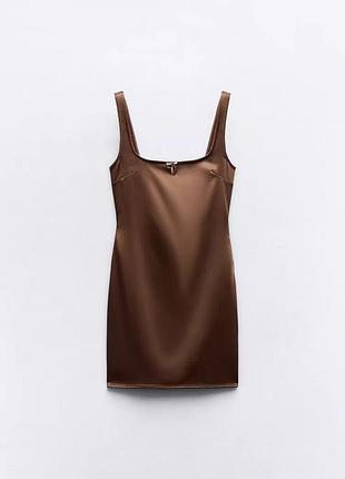 Коричнева коротка шовкова сукня zara у стилі піжамної сорочки