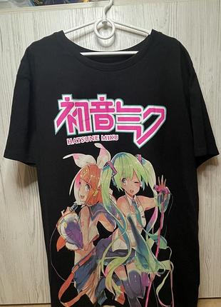Футболка чорна з принтом hatsune miku cropp розмір m