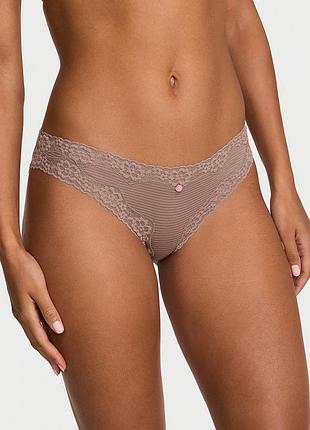 Хлопковые трусики с кружевной отделкой victorias secret