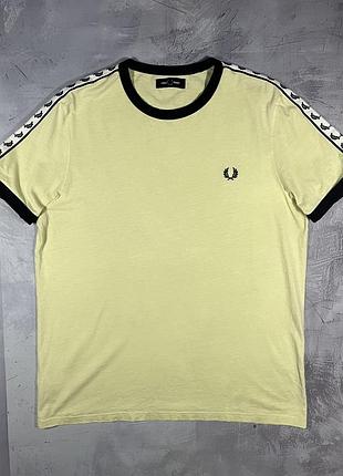 Футболка fred perry з лампасами