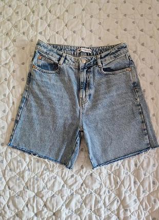 Джинсовые шорты zara 38 р, синие, с необработанным краем