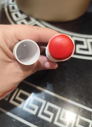 Кремові рум'яна-стік (cream blush stick), вироблений компанією "suzhou osilan cosmetics co., ltd".