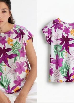 Женская блуза со спущенным рукавом белый в тропический принт new collection