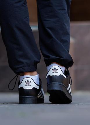 Superstar classic black white 9