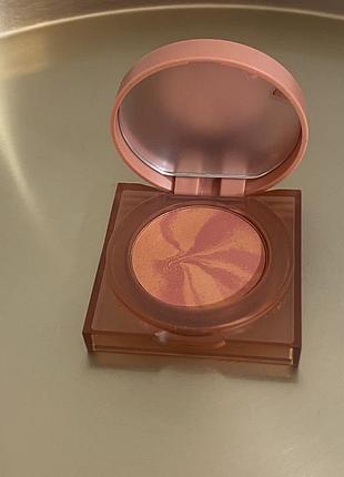 Huds beauty румʼяна оригінал б/у