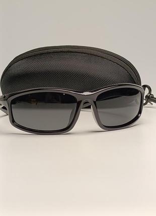 🕶️🕶️ солнцезащитные очки в спортивном стиле на глянцевой оправе 🕶️🕶️
