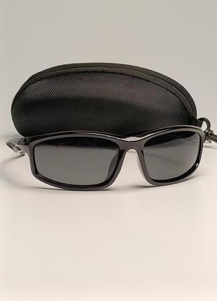 🕶️🕶️ солнцезащитные очки в спортивном стиле на глянцевой оправе 🕶️🕶️