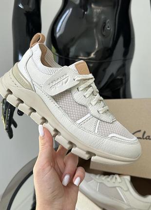 Стильні комфортні кросівки шкіряні clarks nature x cove