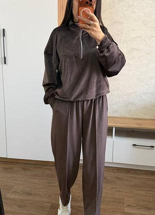 Спортивный костюм