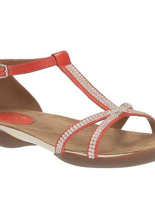 Симпатичні шкіряні босоніжки clarks artisan 38🧡🌺