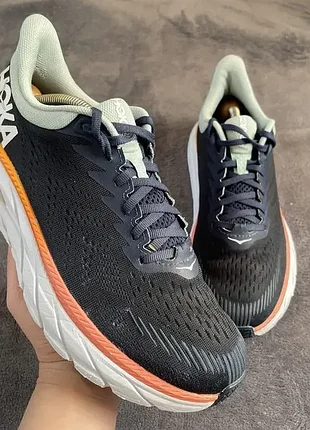 Чоловічі кросівки hoka clifton 7. p. 40.