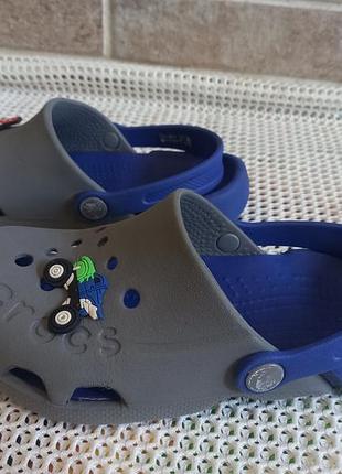 Шлепки  crocs оригинали 33р