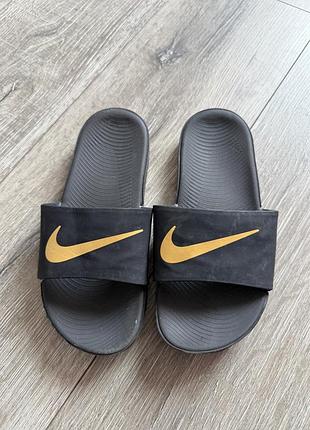 Шльопки, босоніжки, сандалі, nike