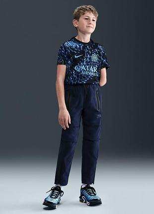 Штани nike tech older kids' (boys') woven trousers obsidian/black hq8921-451