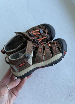 Сандалі keen