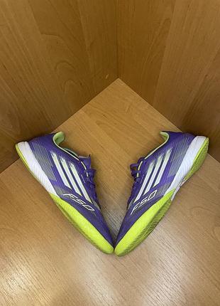 Футзалки adidas f50