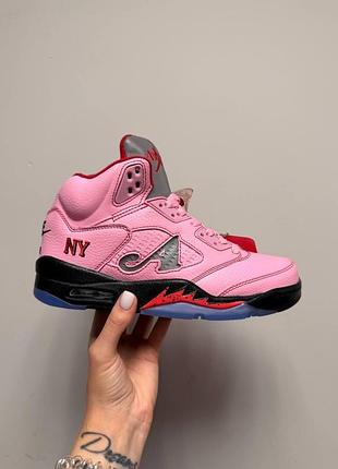 Уцінка кросівки nike air jordan 5 retro awake ny arctic pink