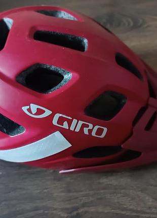 Велосипедный шлем giro