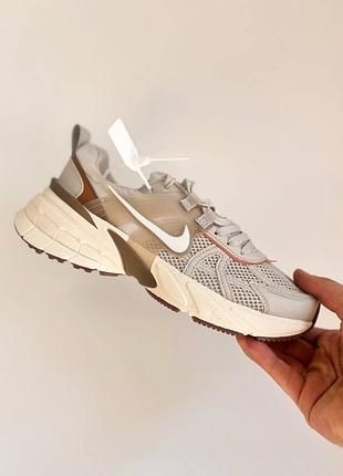 Кросівки nike runtekk v2k beige black