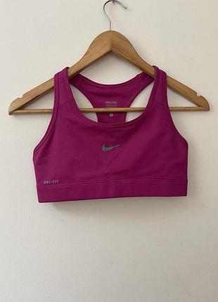 Спортивний топ nike