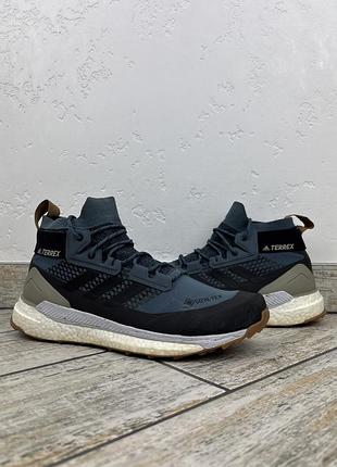 Adidas terrex free hiker gore-tex