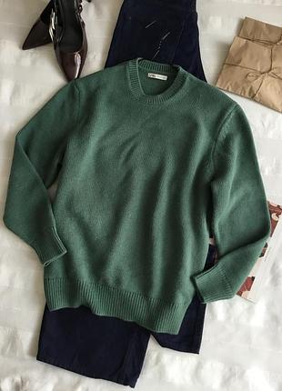 Роскошный объемный свитер zara в размере м в эвкалиптовом цвете в составе шерсть