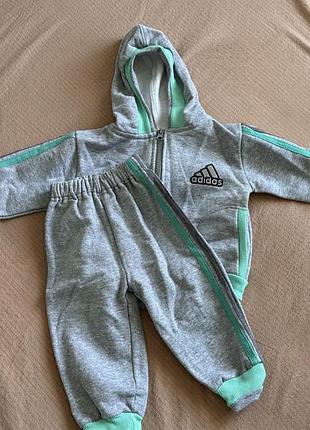 Спортивний костюм дитячий на флісі adidas