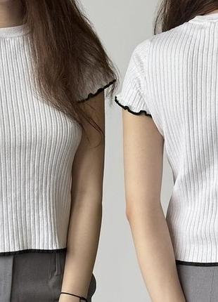 Трикотажна футболка h&m 🤍🖤