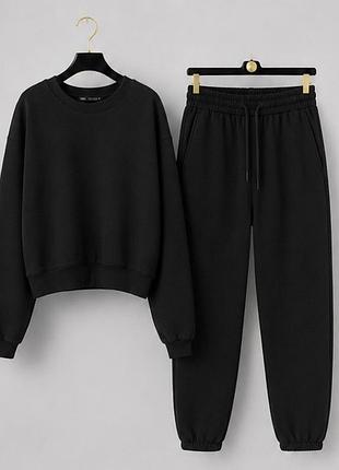 Чорний жіночий теплий костюм zara