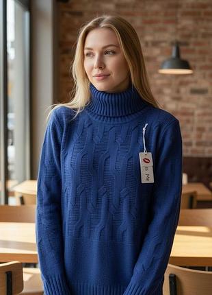 Женский свитер синий цвета с высоким горлом и узором косы kiss me xl-xxl