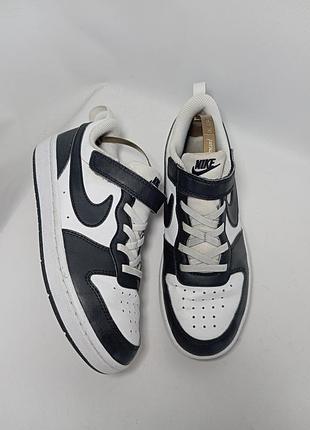 Кросівки nike , біло - чорні