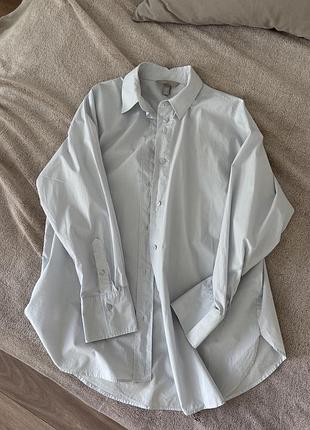 Світло-голуба бавовняна сорочка оверсайз h&m (100% бавовна) — розмір s / m