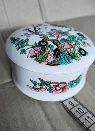 Фарфоровая шкатулка для мелочей с известным узором,ирландия