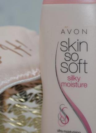 Зволожуючий лосьйон для тіла з аргановою олією avon skin so soft silky moisture lotion5 фото